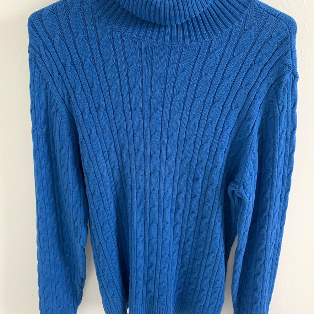 Charter Club Blue turtleneck-new
